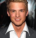 Freddie Stroma