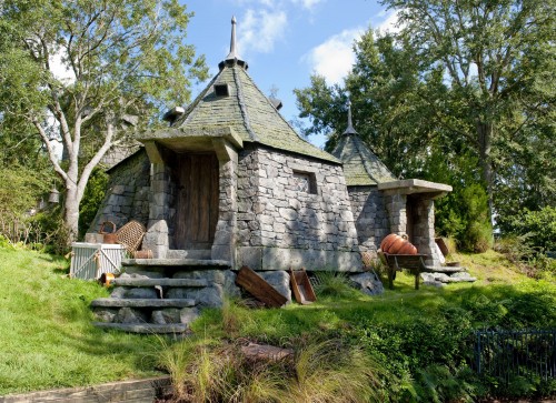 See Hagrid's Hut at the Wizarding World of Harry Potter