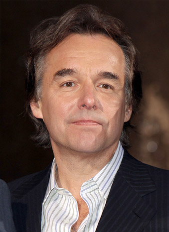Chris Columbus has expressed interest in directing another Harry Potter film, set before the 'Deathly Hallows' epilogue